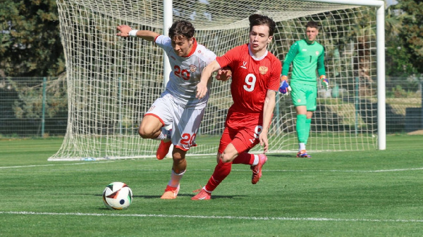 Источник: российские футбольные сборные начнут допускать к соревнованиям с 2026 года