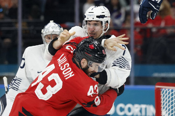 Защитника сборной Франции выгнали из команды за драку с партнером Протаса по "Вашингтону"