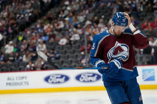Плюс конкурент для Соловьева: "Колорадо" обменял обладателя Кубка Стэнли в "Питтсбург"