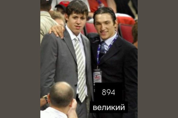 Малкин поздравил Овечкина с повторением рекорда Гретцки