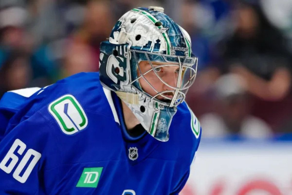 Толопило одержал пятую победу в сезоне НХЛ, не пропустив ни одного буллита — ВИДЕО