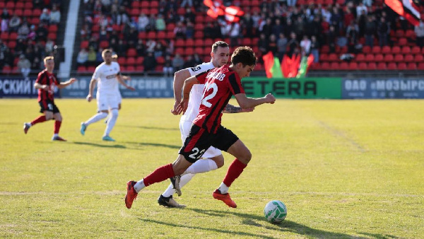 Первые победитель и проигравший: минское "Динамо" одолело "Славию" 