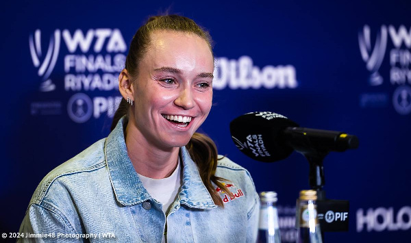 Елена Рыбакина впервые высказалась о расставании с тренером