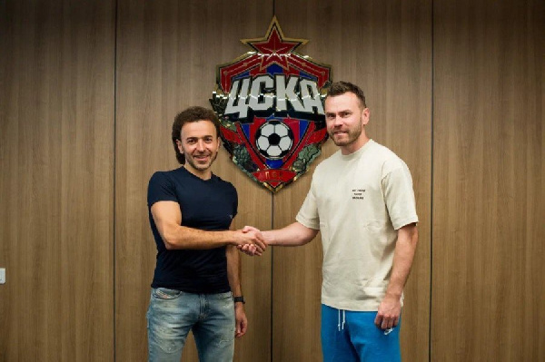 Нестареющий. Игорь Акинфеев продлил контракт с ЦСКА на два года