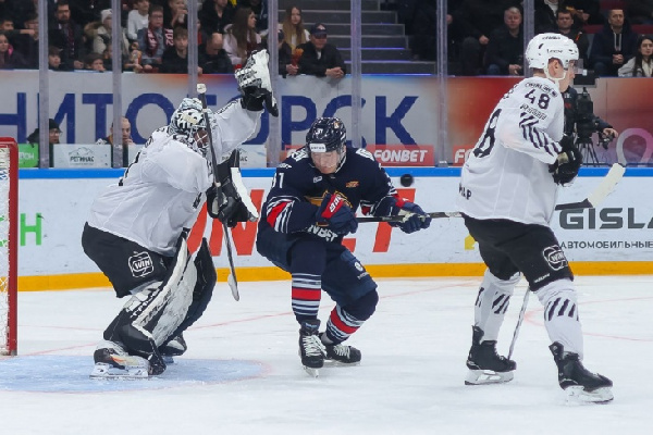 "Металлург" Паливко обыграл "Трактор" в матче КХЛ