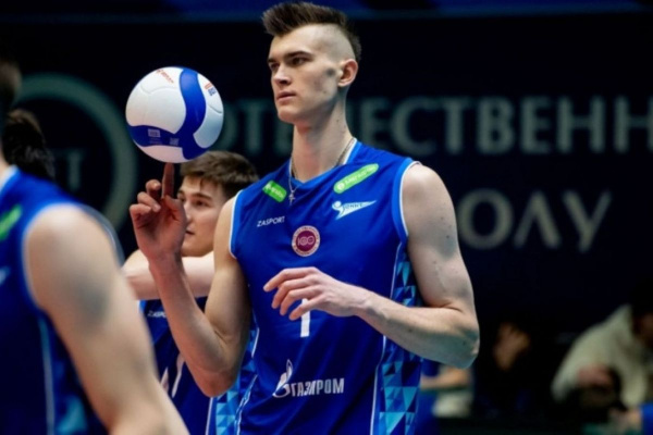 Суперлига: белорусский волейболист попал в таблицу лидеров сразу по двум показателям