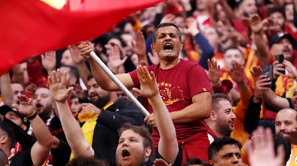 УЕФА запретил болельщикам "Галатасарая" посещать матч ЛЧ против "Ливерпуля"