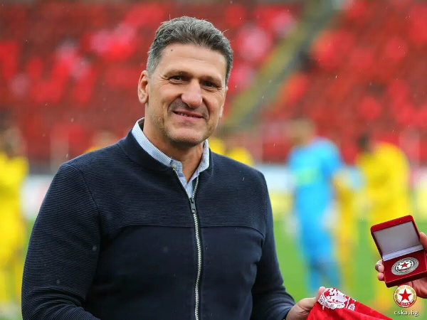 ЦСКА уволил спортдира после неудачного дебюта Лапоухова в чемпионате Болгарии