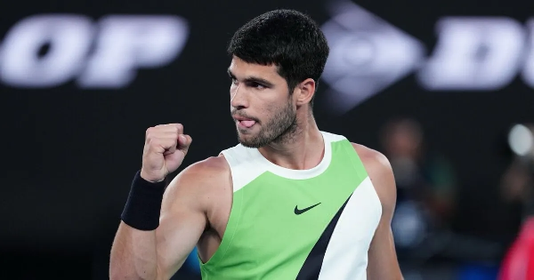 Матч-триллер: Алькарас за 5 с половиной часов одолел Зверева и вышел в финал АО-2026