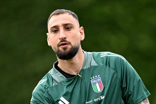 Стало известно, кто стал лучшим вратарем 2025 года по версии ФИФА