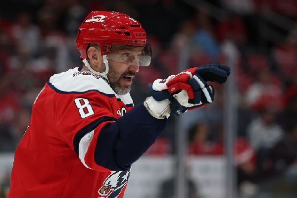 "Процент реализации был заоблачным": рулевой "Вашингтона" оценил старт сезона Александра Овечкина