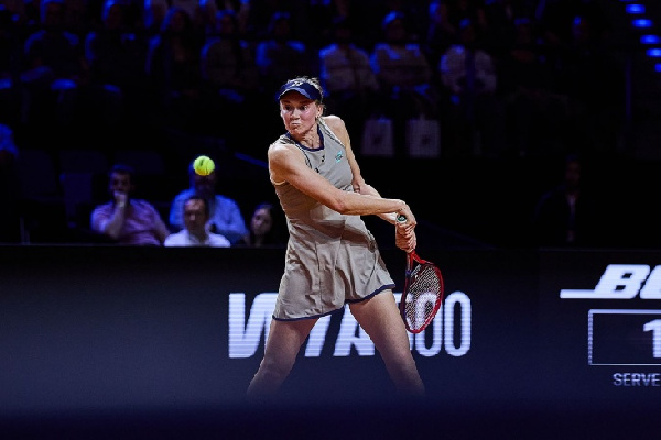 Елена Рыбакина в тяжелейшей борьбе выбралась в полуфинал турнира в Штутгарте, где ее ждет Мирра Андреева