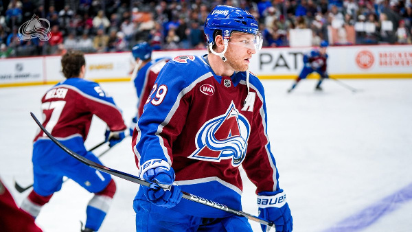 "Колорадо" Соловьёва обыграл "Тампу": белорус не сыграл в матче