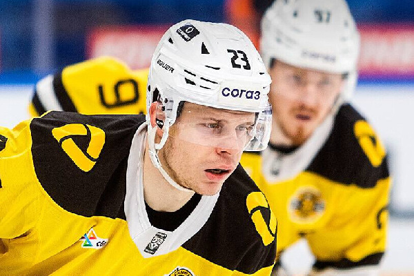 "Северсталь" одолела "Ладу" и обошла минское "Динамо" в таблице КХЛ