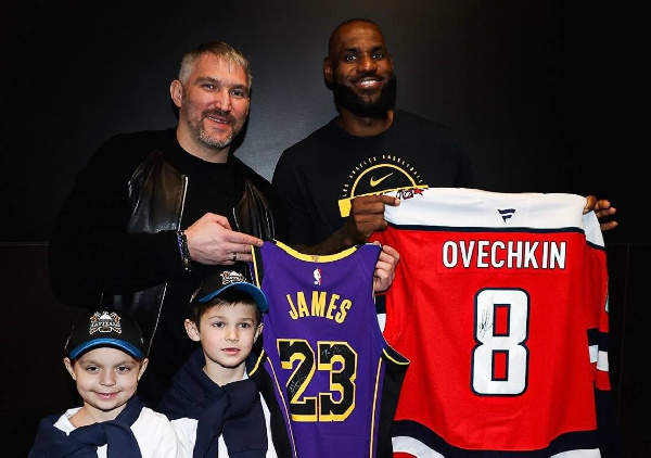 "Легенды игры": НБА отреагировала на встречу Овечкина с Леброном Джеймсом