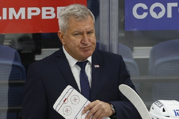 "Мне было стыдно за команду": главный тренер "Адмирала" — о матче с "Амуром"