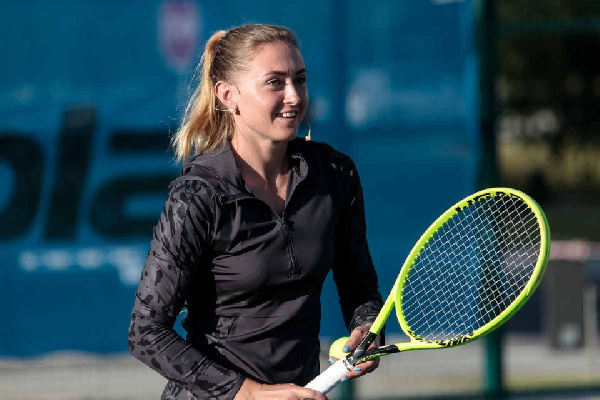 Александра Саснович не сумела обыграть Мухову на турнире WTA-500 