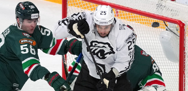 "Трактор" всухую обыграл "Ак Барс" в матче КХЛ