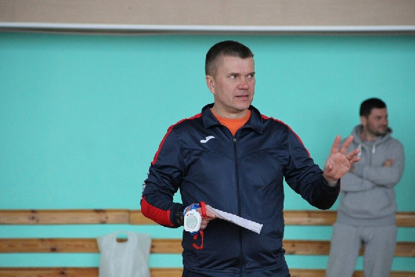 Игорь Слесарчук: "Увы, ошибся в стратегии. Чуть-чуть переоценил возможности "Сморгони"