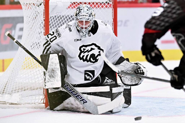 Вратарь челябинского "Трактора" выбыл до конца сезона из-за травмы