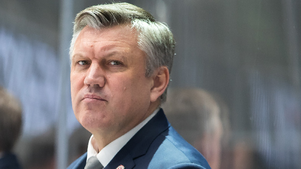 "Подливаете дерьма!": главный тренер "Сибири" вступил в перепалку с журналистом после поражения от минского "Динамо"