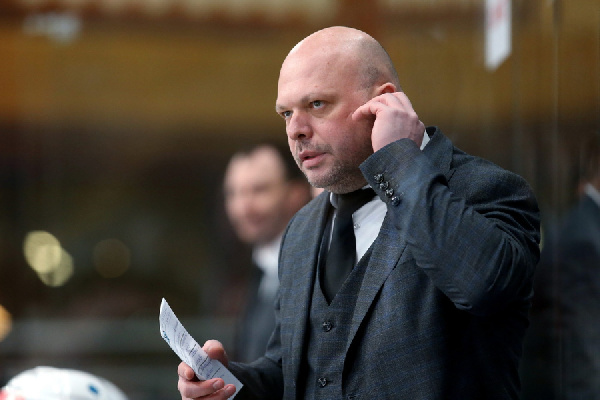 Евгений Летов остался недоволен игрой подопечных во втором периоде со "Спартаком МАХ"