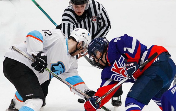 "Динамо-Шинник" уступил в овертайме "Крыльям Советов"