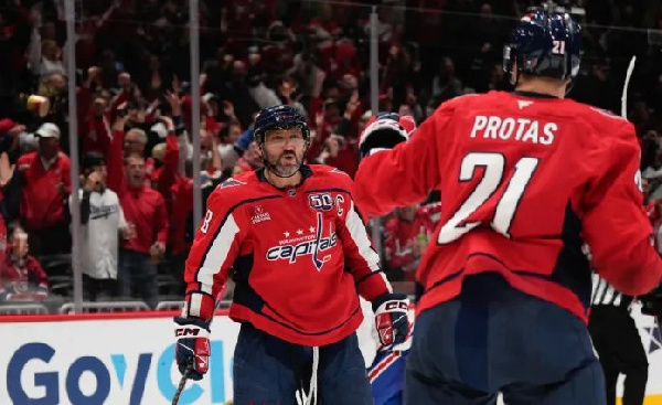 "Повезло": Легендарный Овечкин прокомментировал ассист на Алексея Протаса в матче НХЛ