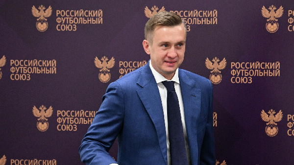Глава РПЛ: "Не соглашусь, что сейчас полупустые трибуны. Посещаемость достойная"