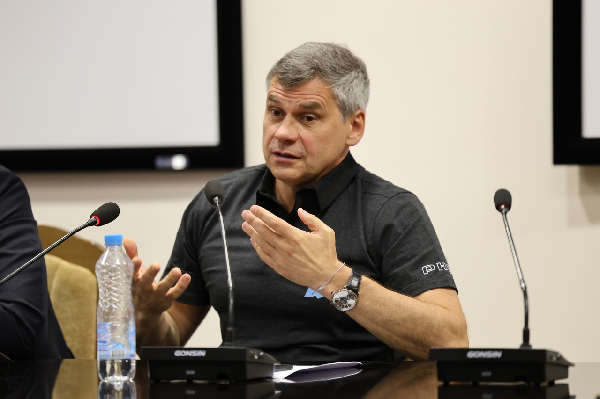 Дмитрий Квартальнов: "К сожалению, начало снова не задалось, но здорово, что в концовке забили. Где-то удача была на нашей стороне"