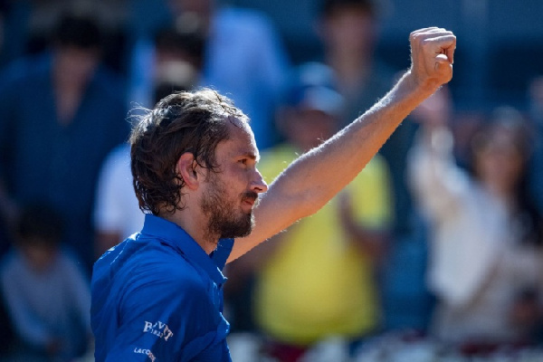 Медведев прокомментировал выход в полуфинал турнира в Брисбене