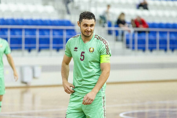 "Команда этим и проверяется": капитан сборной Беларуси прокомментировал поражение от Бельгии на Евро-2026