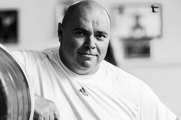 Умер легендарный российский тяжелоатлет Андрей Чемеркин