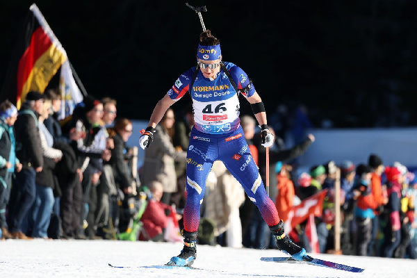 "Становлюсь животным": скандальная биатлонистка высказалась о победе в масс-старте