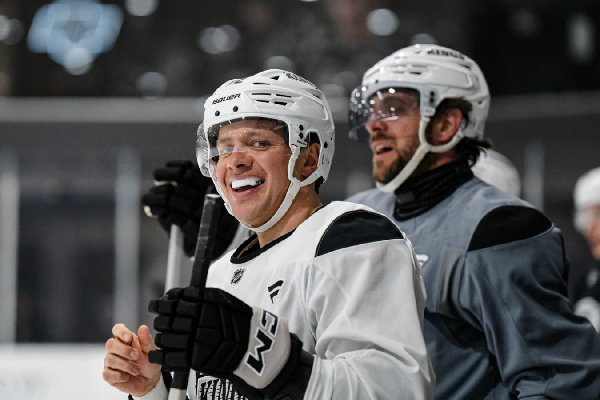 Главный тренер "Лос-Анджелеса" высказался об Артемии Панарине