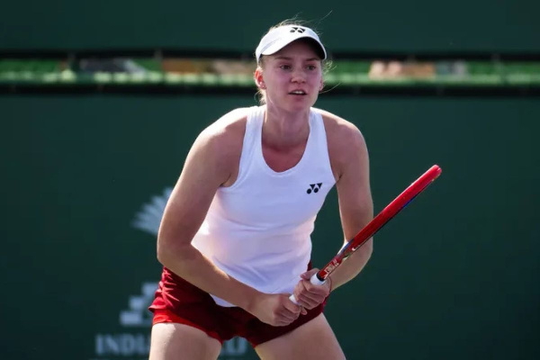 Рыбакина отдала сет, но вышла в третий круг WTA-1000 в Индиан-Уэллсе
