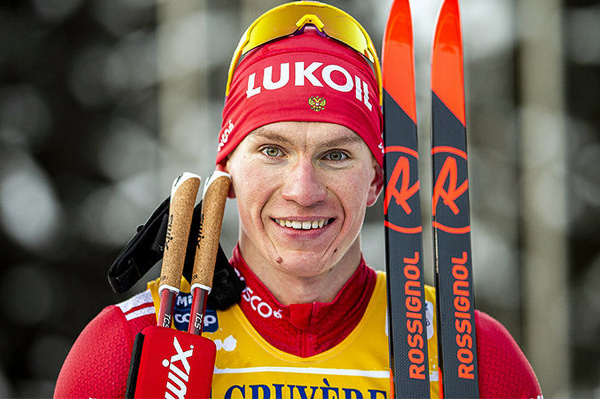 Большунов пропустил церемонию награждения по итогам первой гонки после отстранения 