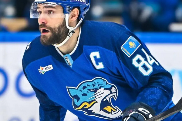 "Барыс" в овертайме оказался сильнее "Автомобилиста" в матче КХЛ