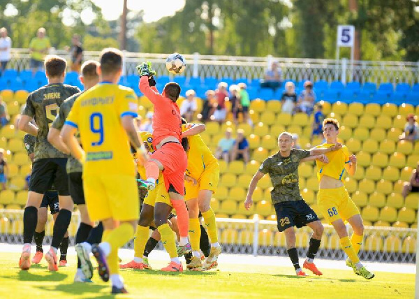 БАТЭ обыграл в спарринге чемпиона Таджикистана