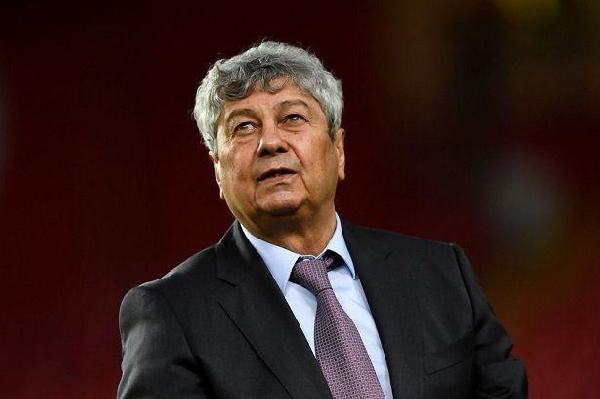 Источник: экс-тренеру "Зенита" будет установлен дефибриллятор