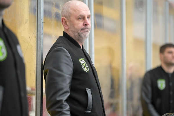 "Все-таки взяли голову в руки, и хоккей начал получаться": Игорь Руф — о матче с "Гомелем"