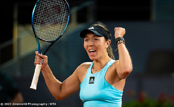 Пегула проскочила в финал итогового турнира WTA между капель мексиканского дождя