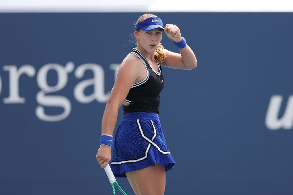 Мирра Андреева одолела экс-россиянку и вышла в 1/4 финала US Open