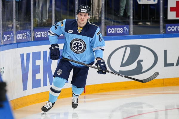 Шайба Сушко не помогла "Сибири" обыграть прямого конкурента минского "Динамо"