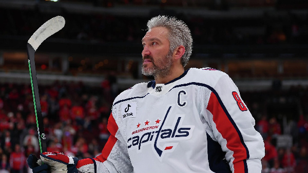 "Он вернется": экс-форвард "Вашингтона" поговорил с Овечкиным о будущем в НХЛ