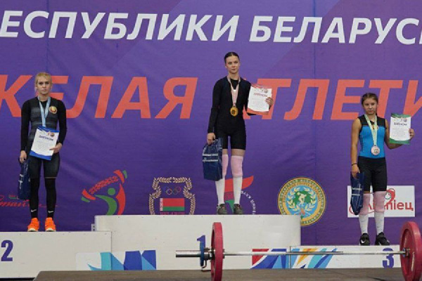 Определились первые победители чемпионата Беларуси по тяжелой атлетике-2025