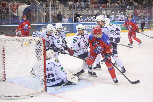 "Металлург" обыграл "Юность", "Неман" ходит по краю: итоги дня в экстралиге