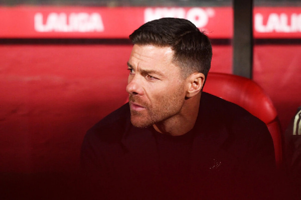 Слот уходит? Представители "Ливерпуля" связались с Хаби Алонсо