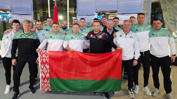 Сборная Беларуси по пляжному футболу уступила сборной Омана в рамках подготовки к чемпионату мира