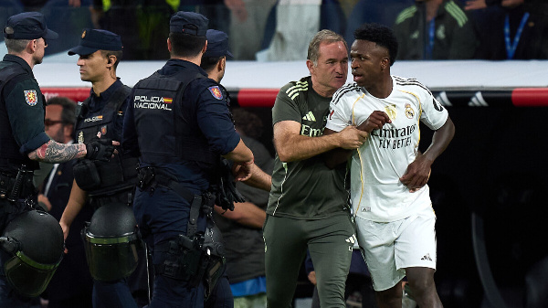 Винисиус не будет наказан за то, что "послал" Хаби Алонсо после замены